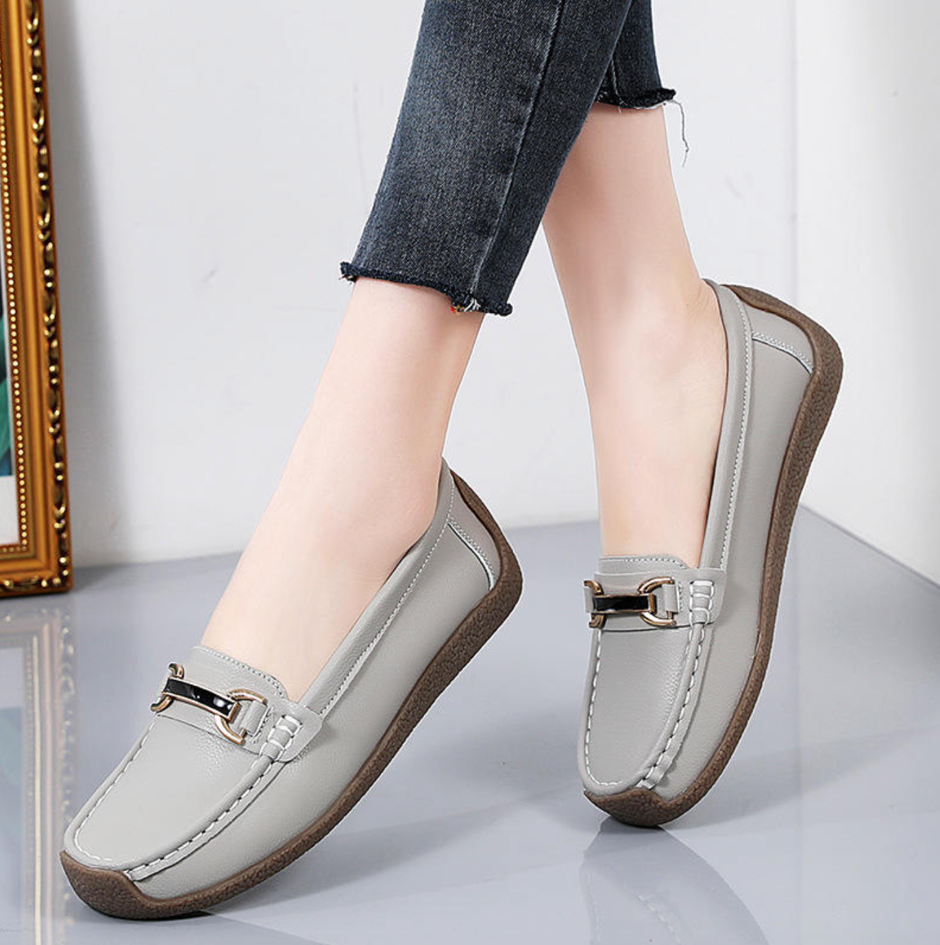 Women’s Comfortable Leather Flat Shoes