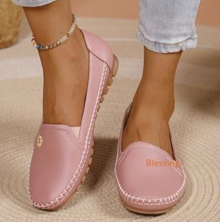 Women’s Plus-Size Flat Loafers