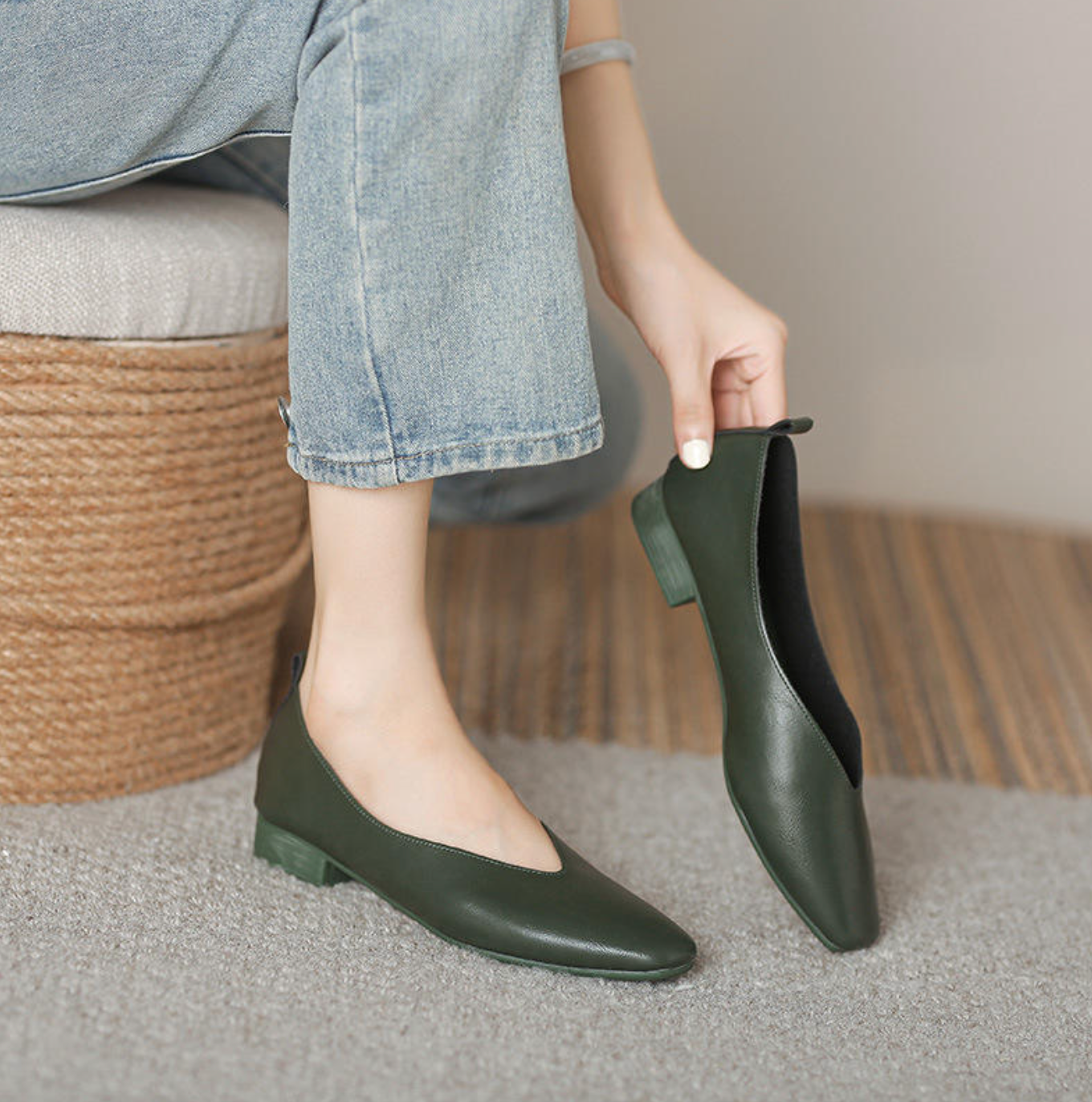 Women’s Low-Heel Flat Shoes